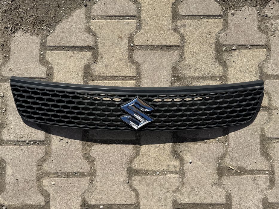 Решетка Suzuki Swift 2007-