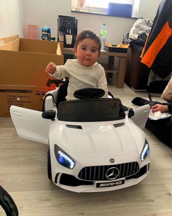 Masinuta electrica copiii MERCEDES ca noua