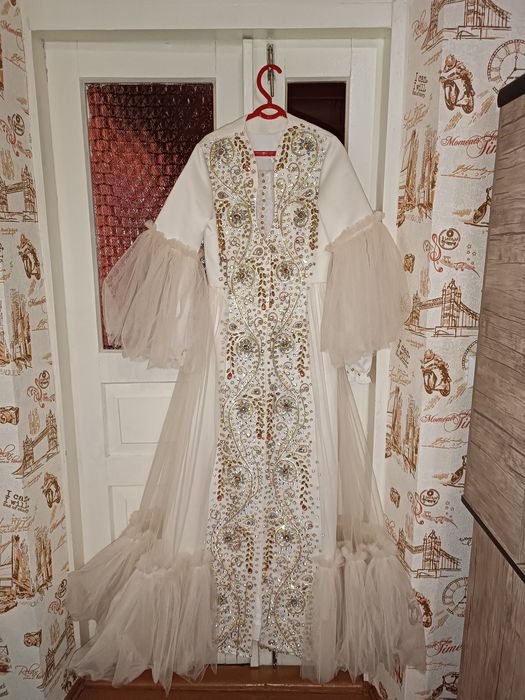 qizlar va kelinlar uchun libos