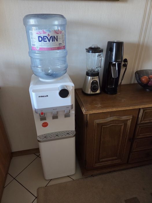 Диспенсър за вода - Finlux