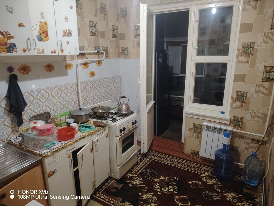 Navoiy shahrida 3 xona uyimiz ijaraga beriladi ichida hamma jihozlari