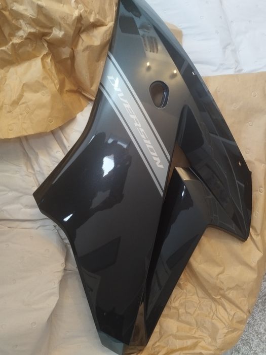 Carena noua originala stanga pentru Yamaha xj6 Diversion model 2009