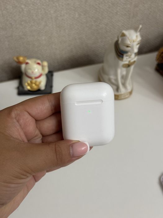 Продам AirPods 2