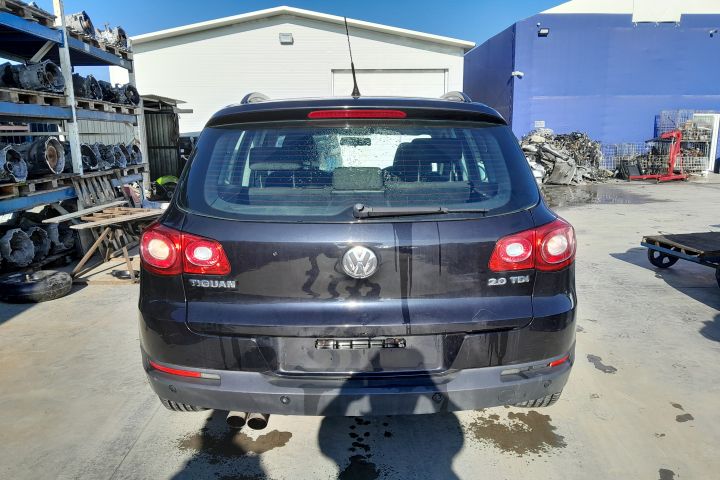 Motoras macara geam fata dreapta 5N0959701D / 5K0959793 5N0959701D /