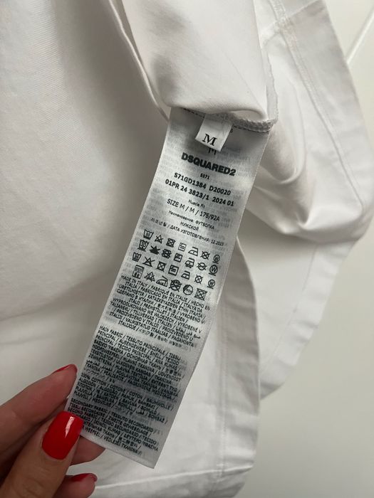 Оригинална нова тениска dsquared2
