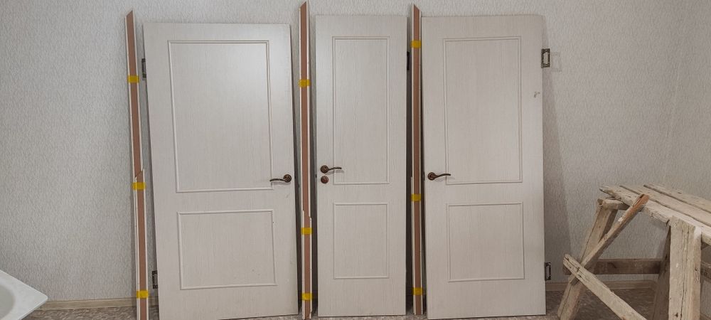 Меж клмнатные двери