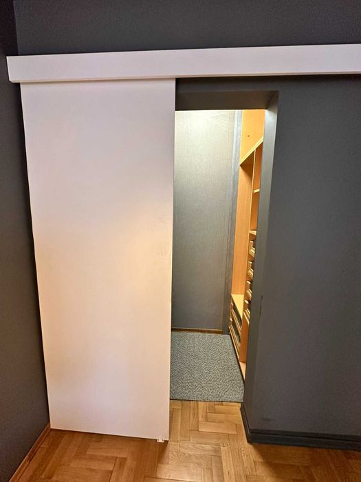 КЛЮЧ! Модерен ДВУСТАЕН НОВ ДОМ в сърцето на столицата