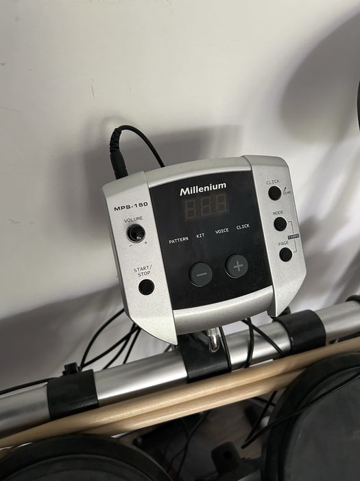 Milenium X 150, set boxe electronice