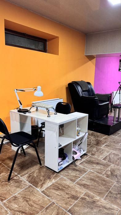 Мастера маникюра и педикюра/ наращивания ресниц