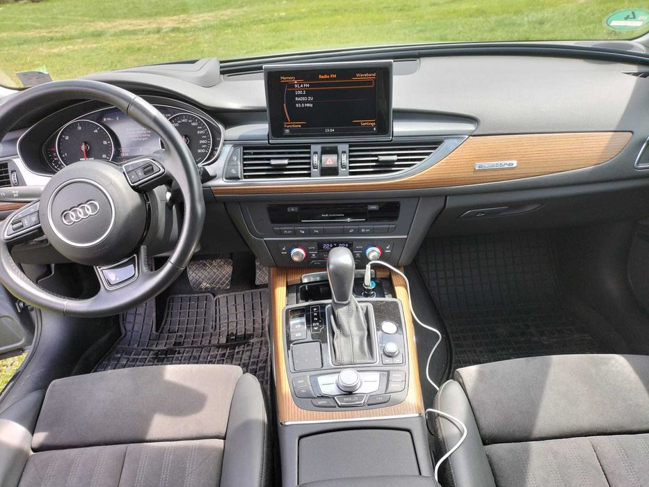 Vând schimb Audi a6 allroad head-up,key-less ,stb schimb cu casă mobil