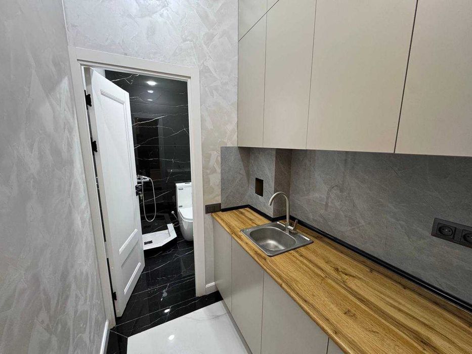 Продается офис Улица Нукус, Гламур 85+70м2 подвал