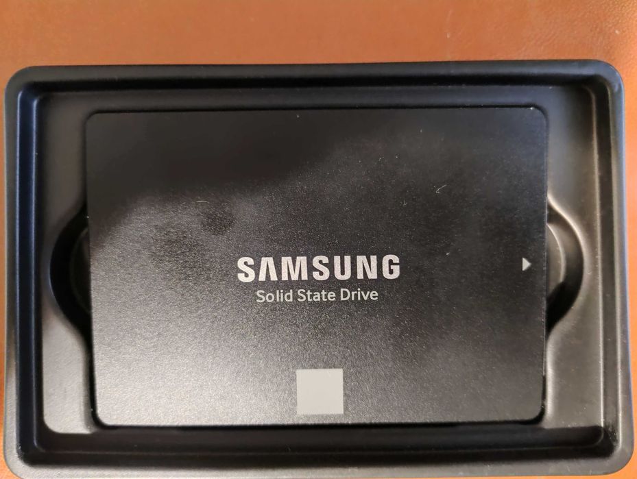 2.5" SSD  Samsung 870 EVO 500 Gb
