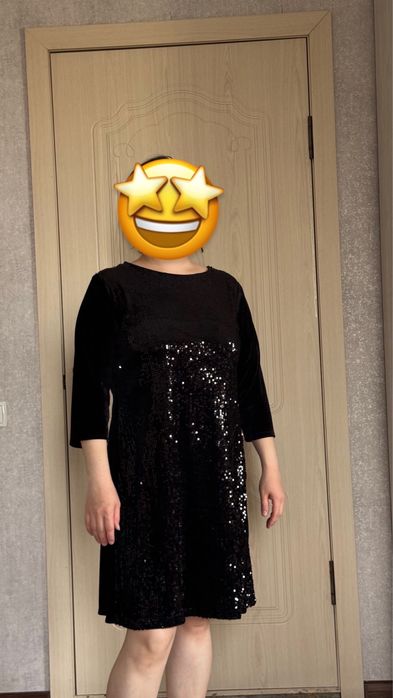 Платье с пайетками