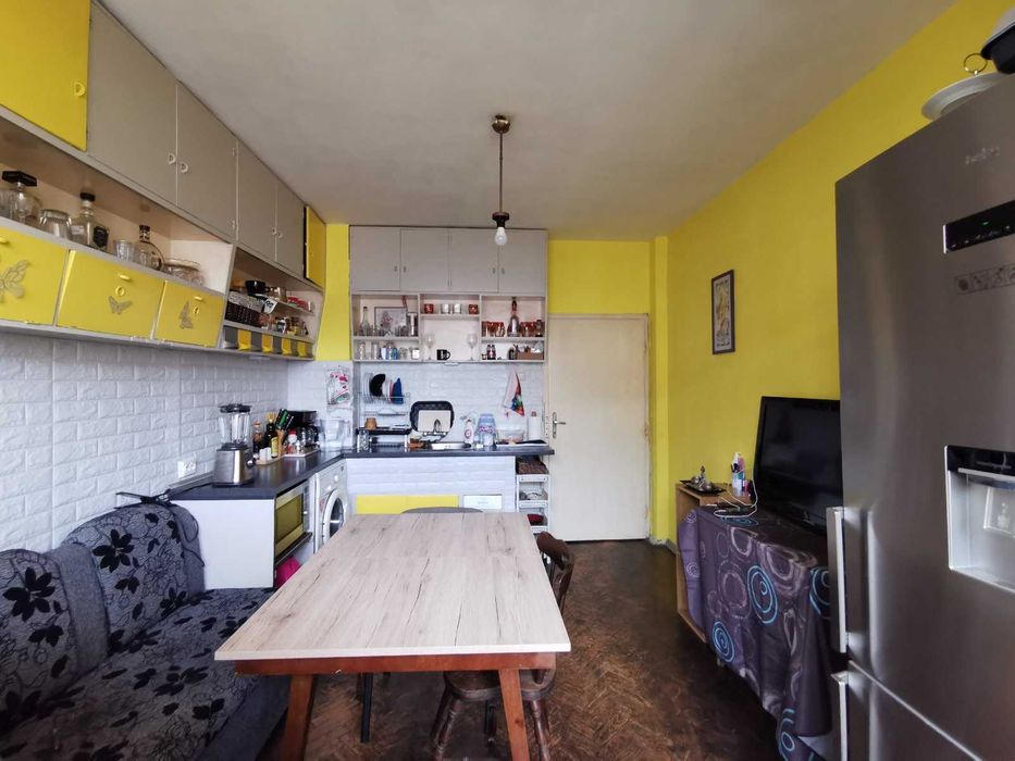 Продава се Двустаен апартамент в Русе, Широк център - 64 кв.м за 1218 €/кв.м - Снимка #8