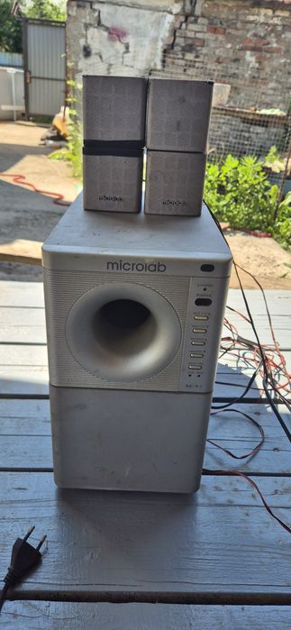 Сабвуфер microlab x100