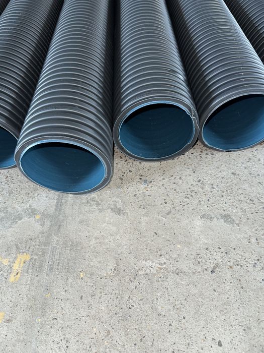 Труба гофра. Полиэтилен гофрированная труба. Gofra truba.