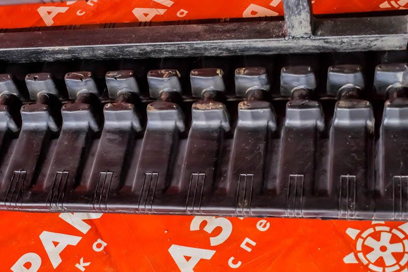 Резиновые гусеницы для Case