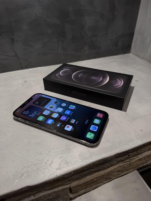 Перфектен Iphone 12 Pro Max 256 GB Graphite