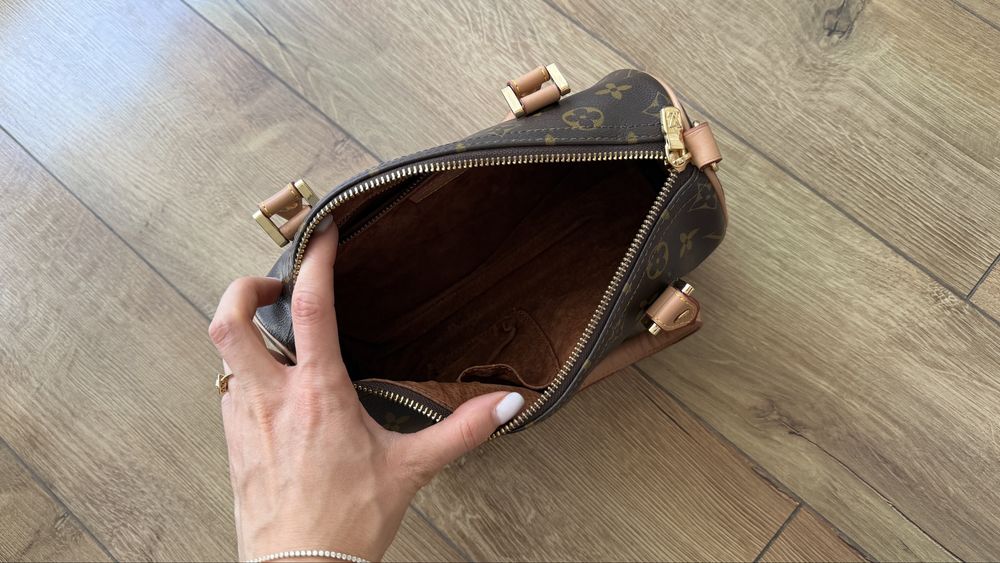 Geanta Louis vuitton Foarte frumoasa