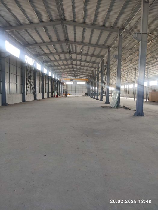 Продается (аренда)производственная территория 1,3га. Seh, sklad.