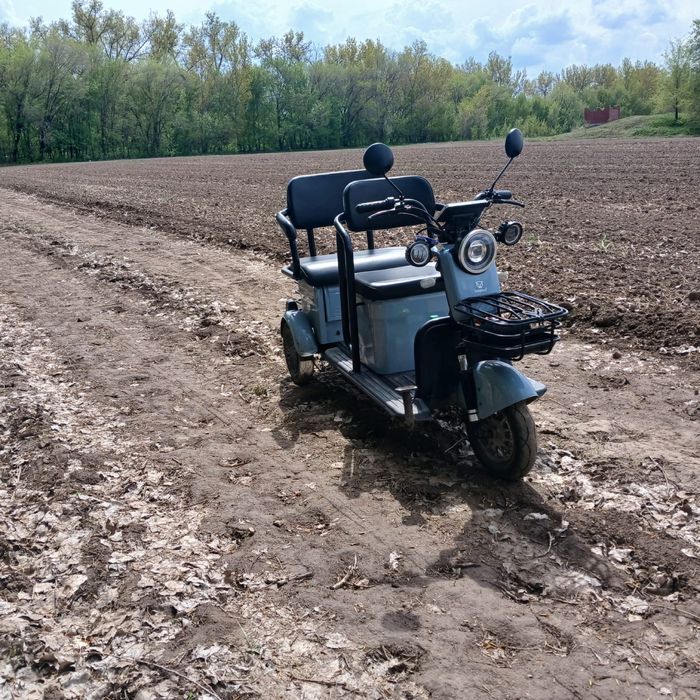 Трицикл хорошым сост