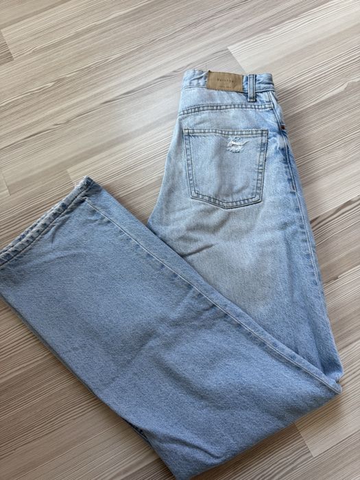 Сини дънки Bershka