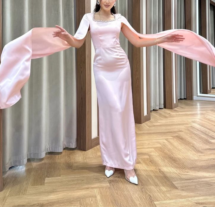 Продам платье состояние новая