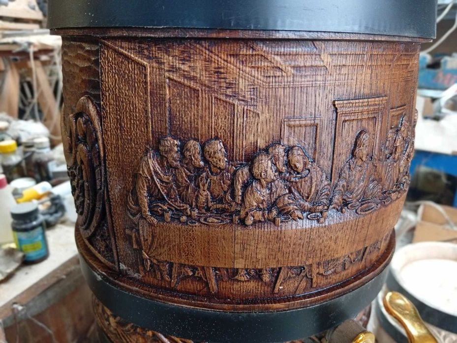 Дъбово Буре с Дърворезба