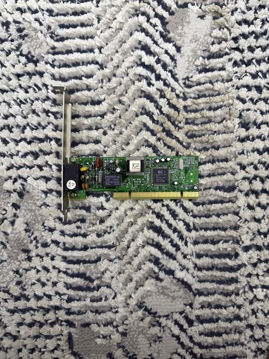 Материнская плата старого компьютера