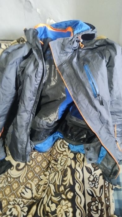 Одежды , джинсы б/у