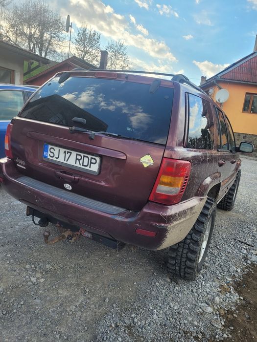 Vând  Jeep Grand Cherokee 4.0