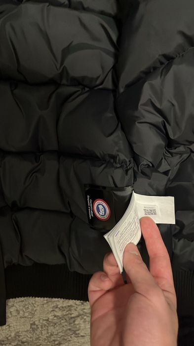 Canada goose bomber jacket