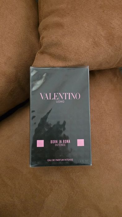 Valentino Uomo Intense 100 мл гр. Банско • OLX.bg