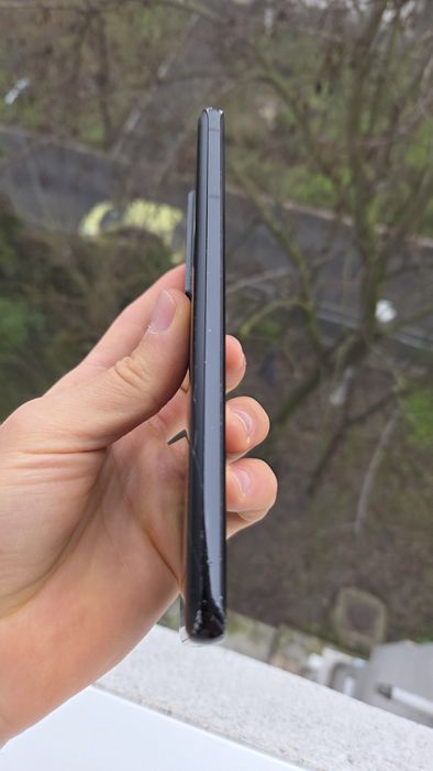 Samsung S21 ultra - geam spart