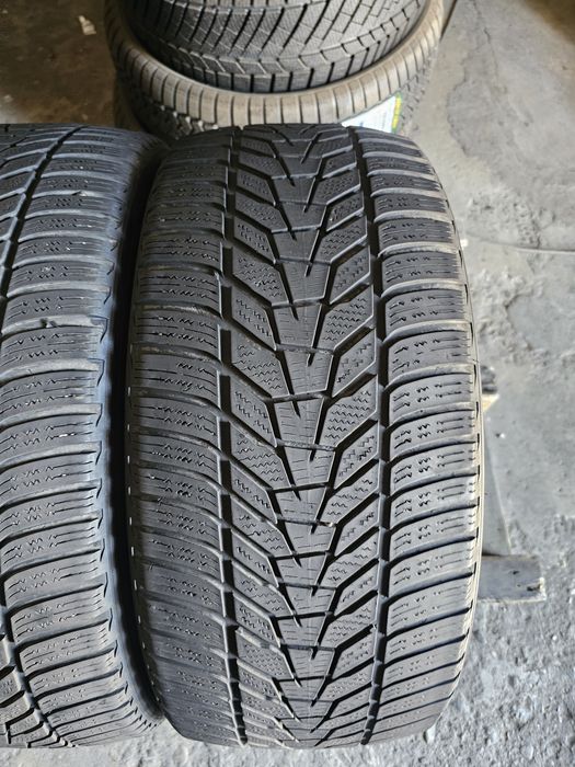 2 anvelope iarna 255 40 20 Hankook 2025