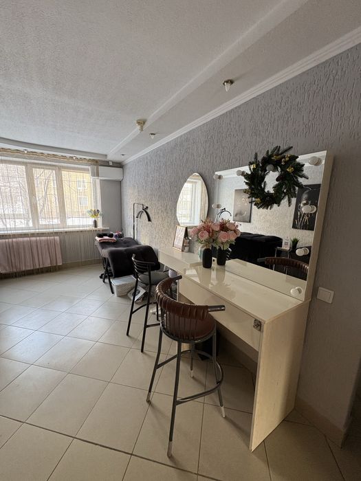 Продам Действующий салон красоты