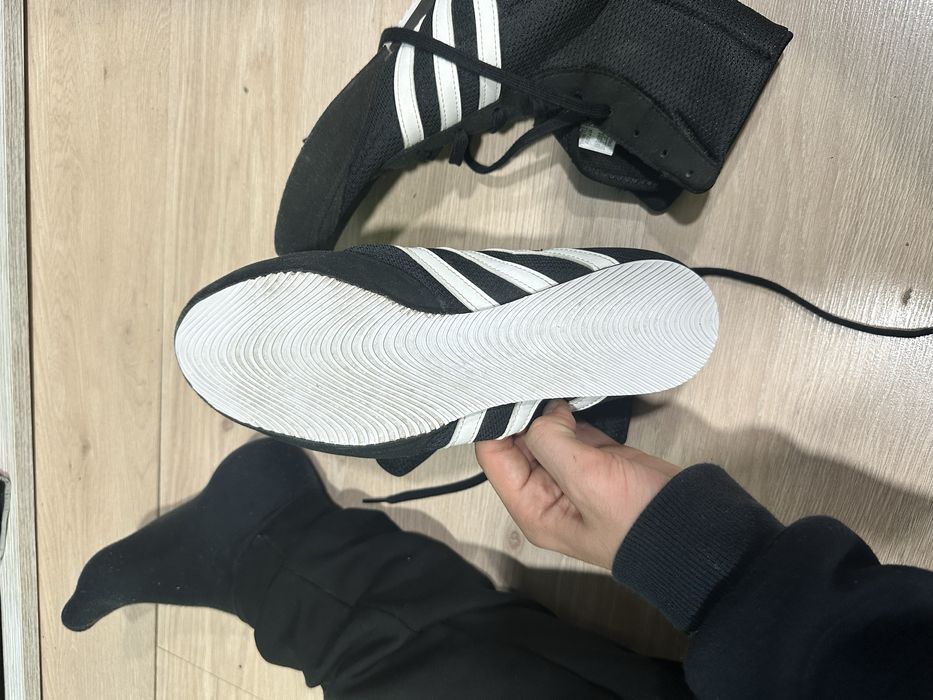 боксови обувки -adidas Box Hog 2 но