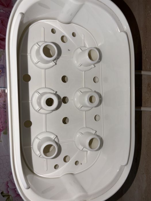 Sterilizator biberoane Adora