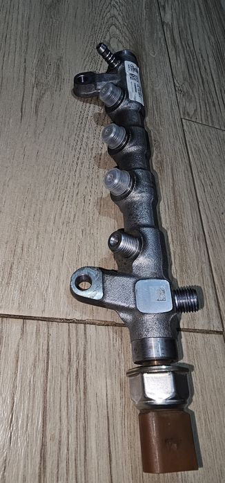 Rampă injectoare Audi A4 b8