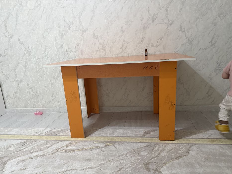 Стол, Стуль, стол