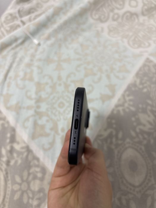 Iphone 15 128GB 99% sanatatea bateriei
