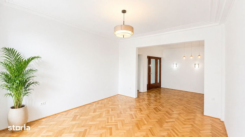 Apartament 4 camere | Universitate Armeneasca | Centrala Proprie