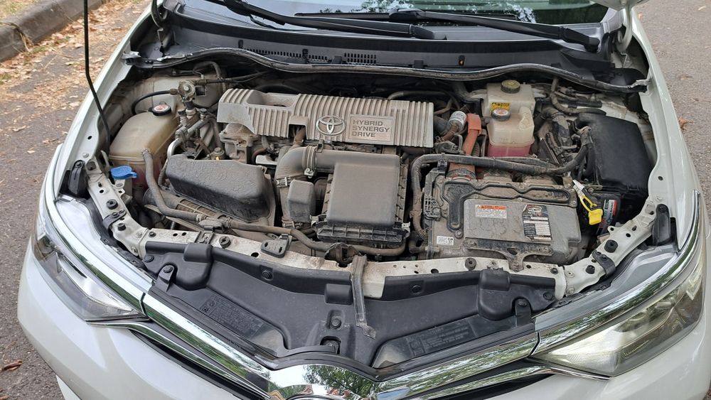 Vând Urgent Toyota Auris Hibrid 2018 cu GPL