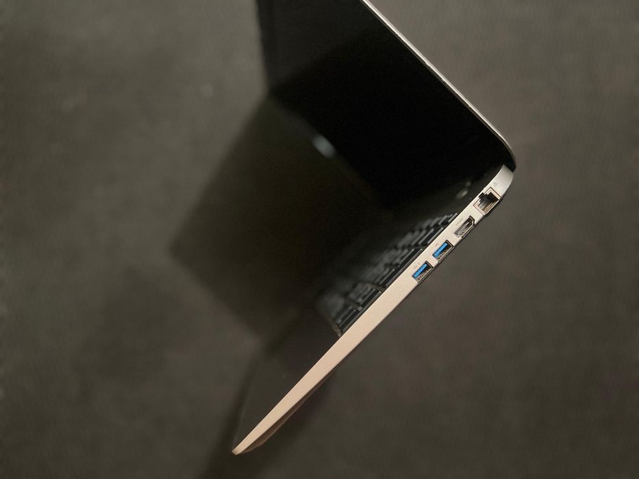 Laptop Toshiba pentru dezmembrare