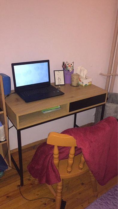 Бюро от Юск Trappedal дъб/черно