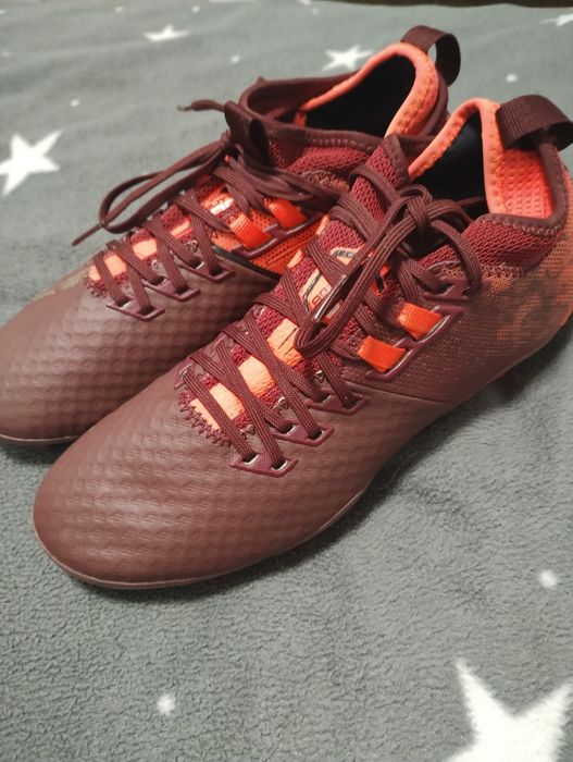 Pantofi fotbal mărimea 39