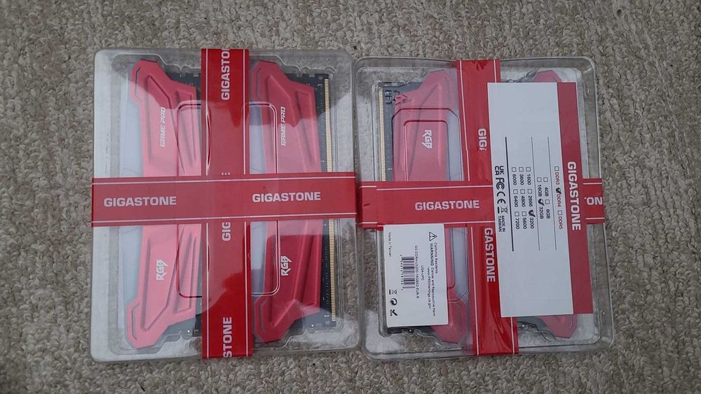 Memorie ram gaming Rgb 32 gb ddr4 3200 mhz (kit 2*16 Gb) , noi , sigilate
