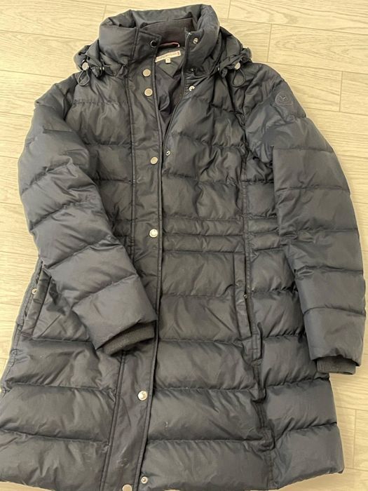 Легкий теплый пуховик