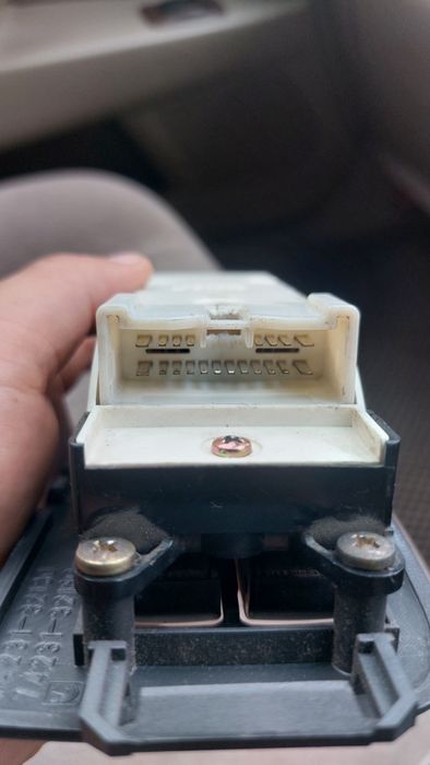 Блок (пульт) стеклоподёмник