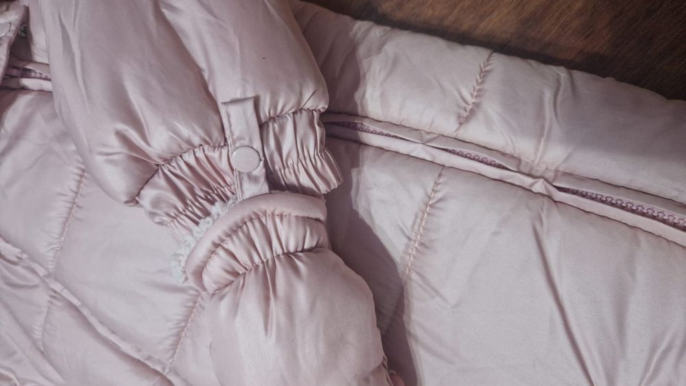 Продам детский зимний комбинезон